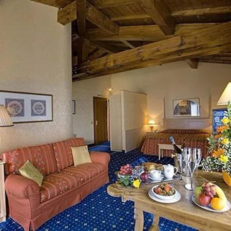 Orologio Hotel