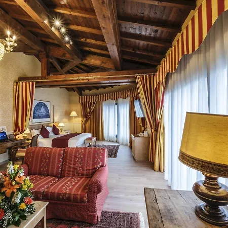 Orologio Hotel
