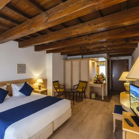 Hotel Orologio