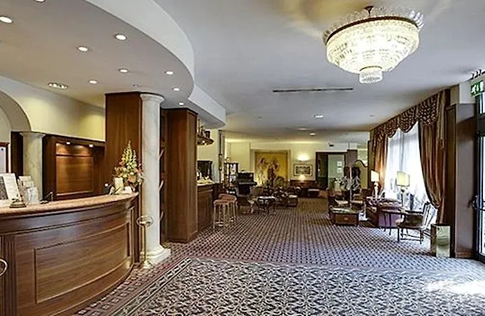 Orologio Hotel Ferrara